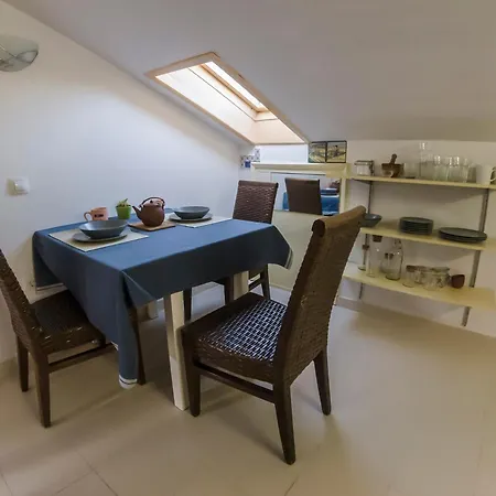 Ganbara Apartment
